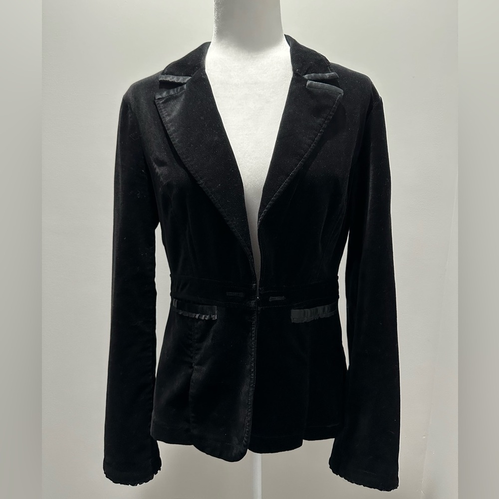 White House black market